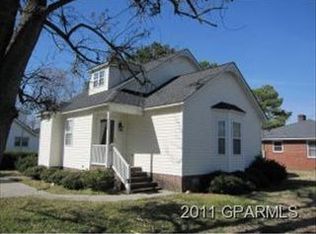 4336 W Perry St, Farmville, NC 27828