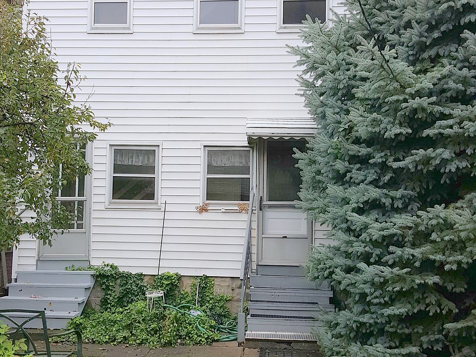 2nd image of 9362 Charest St