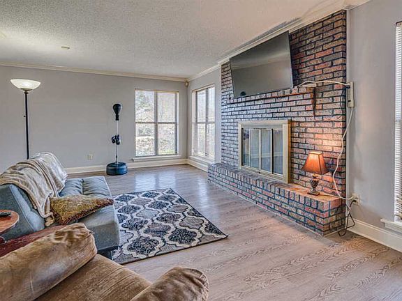 5th image of 9659 Blue Spruce Dr