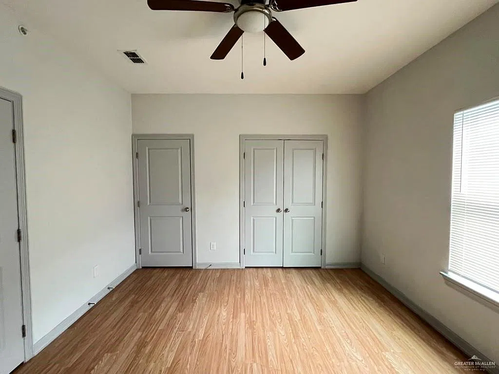 1 bed, 1.0 bath, 11280 sqft, $700 — Photo 4