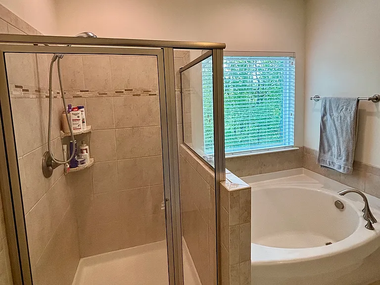5319 Cambridgeshire Loop — Photo 16