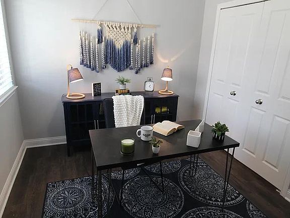 4th image of 29451-29515 Hoover Rd