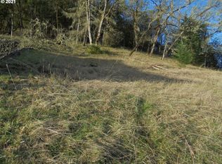 197 Winchester Creek Ave, Winchester, OR 97495