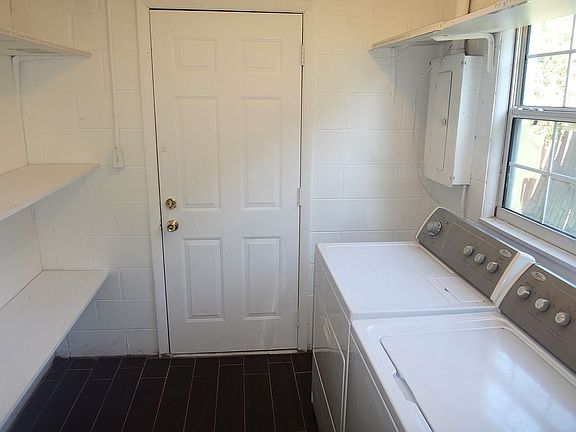 5th image of 708 Pleasantdale Dr