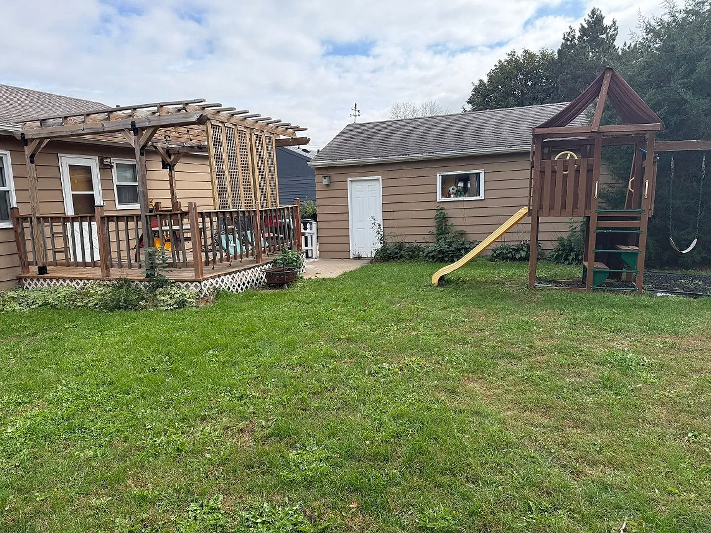 A Home with Benefits — Photo 4