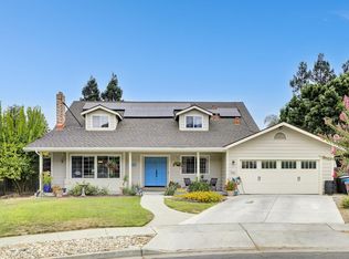 9020 Ridgeway Dr, Gilroy, CA 95020