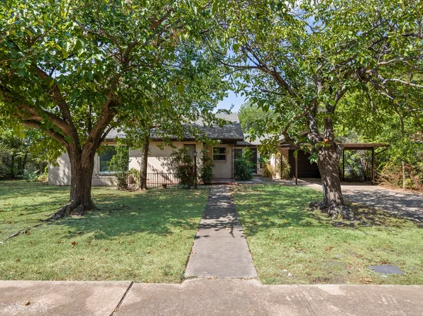 1606 N Woods St, Sherman, TX 75092