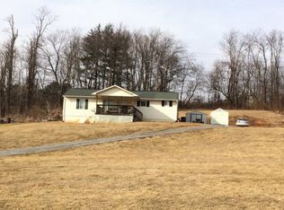 8186 W Lee Hwy, Rural Retreat, VA 24368