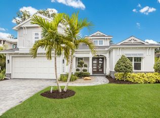 1924 Hibiscus St, Sarasota, FL 34239