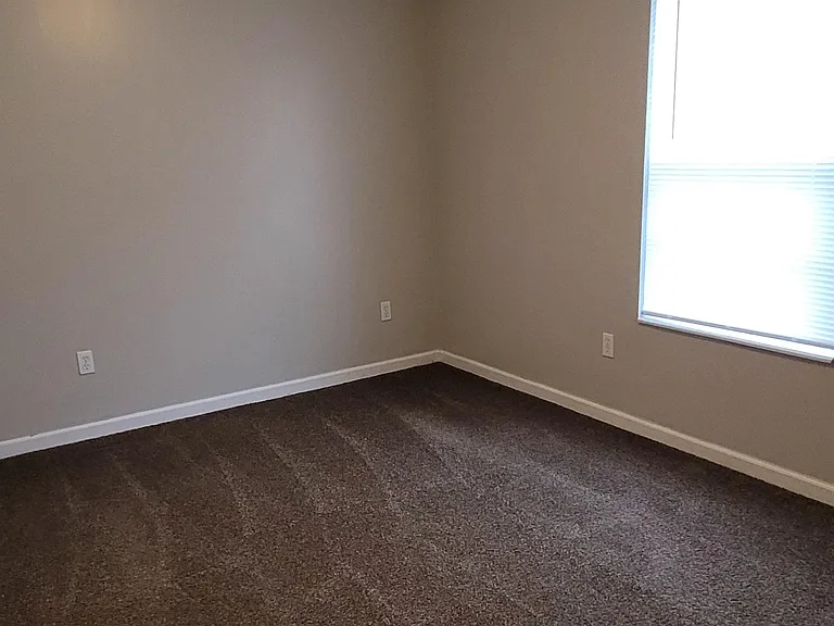 26 Fox Hollow Dr #28 — Photo 12
