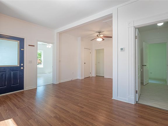 3rd image of 3110 Lytle Rd