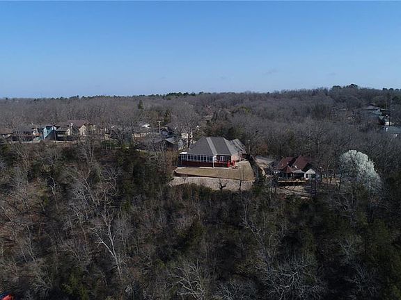 4th image of 35 Dalton Dr