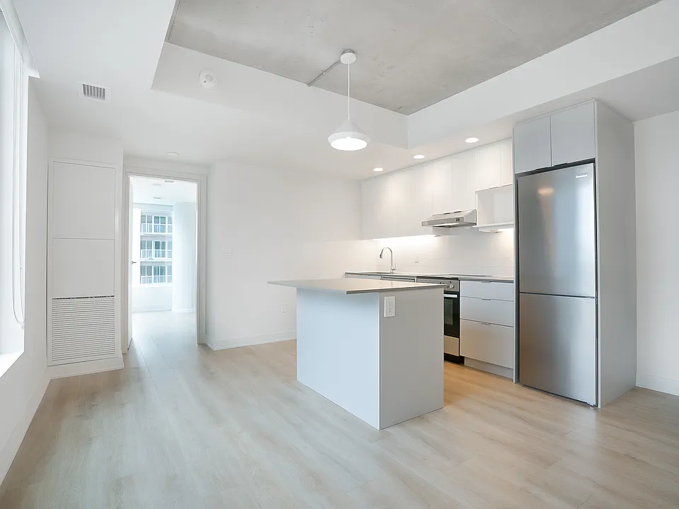 199 Rideau St