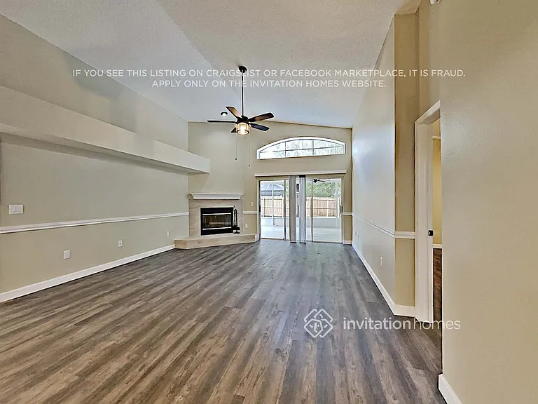 1341 Gangplank Dr — Photo 4