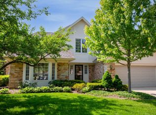 312 Rivershire Ct, Lincolnshire, IL 60069