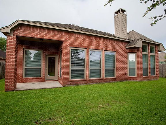 3rd image of 6106 Castle Peak Ln