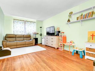 142-15 26th Ave APT 2F, Flushing, NY 11354