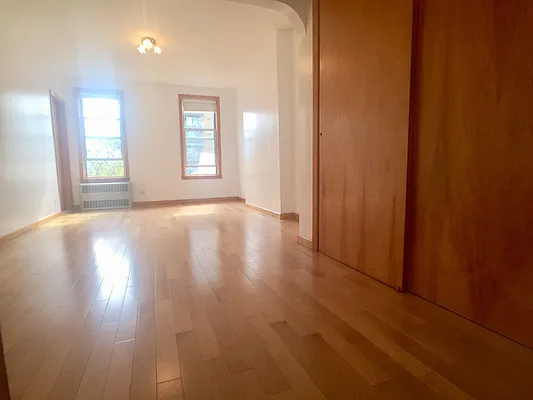 Rented by Northside Plaza Inc. | media 18