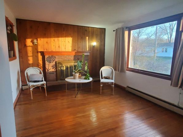 18 Myrick St