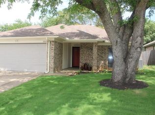 5925 Sterling Green Trl, Arlington, TX 76017