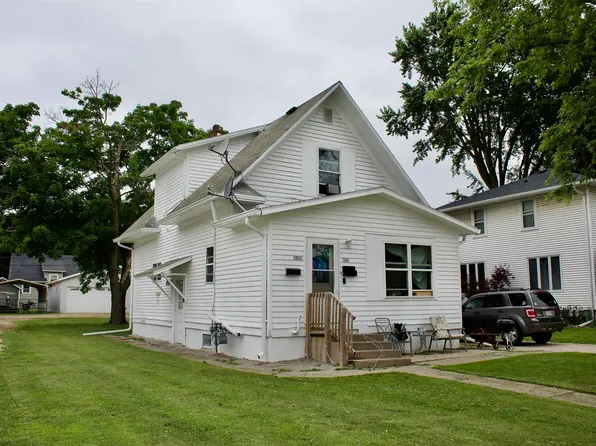 183 N Main St, Clintonville, WI 54929
