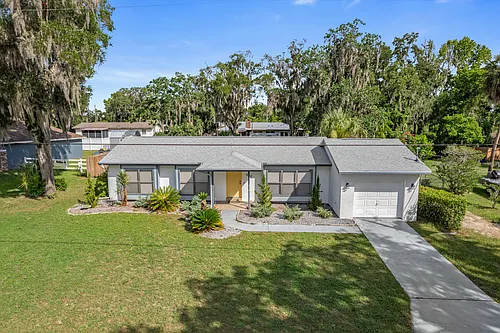 222 S Hunting Lodge Dr Photo 1