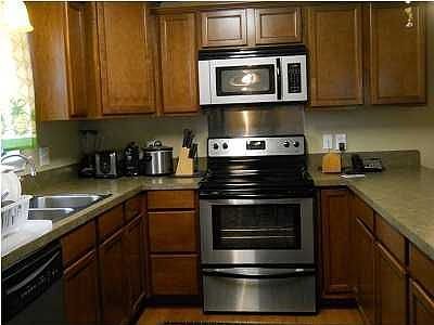 3rd image of 735 Maude Dr
