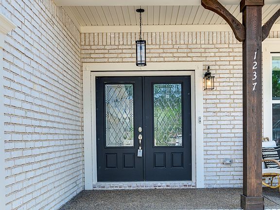4th image of 1237 Craigleigh Dr