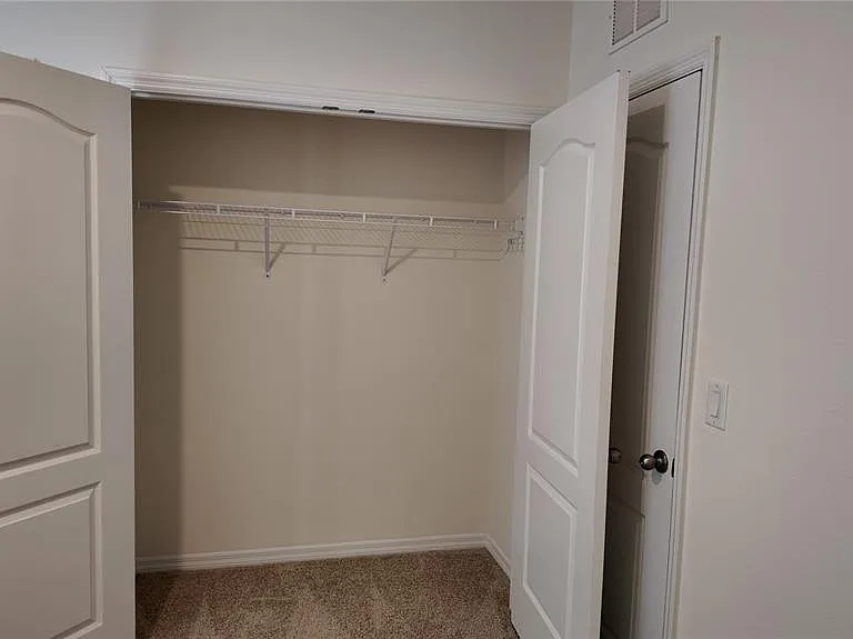 1241 Yellow Finch Dr — Photo 32