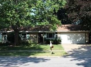 2034 Thornhill Dr, South Bend, IN