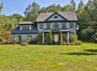 10 Purling Brooks Dr, Hanover, NH 03755