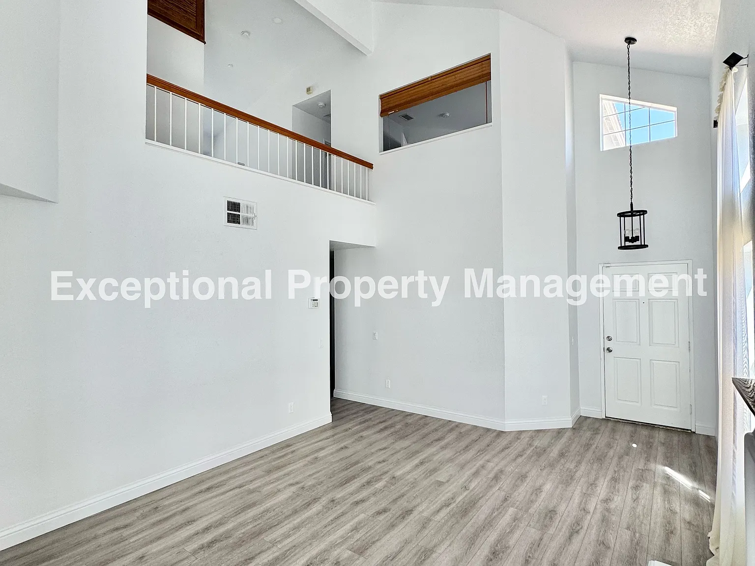 5 bed, 1764 sqft, $3,400 — Photo 3