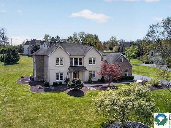 5th image of 3500 Manor Rd