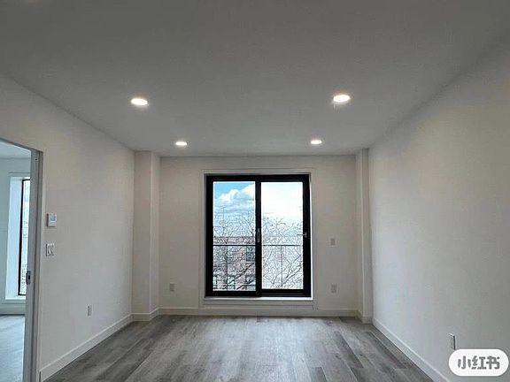 5th image of 1238 63rd St Penthouse 3