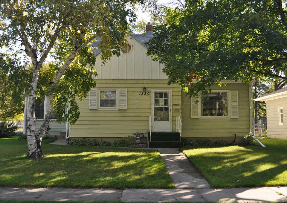 1st image of 1230 10th St N