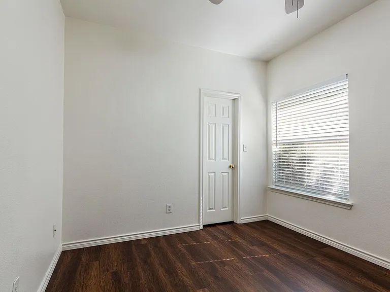 8708 Weiser Dr #B — Photo 24