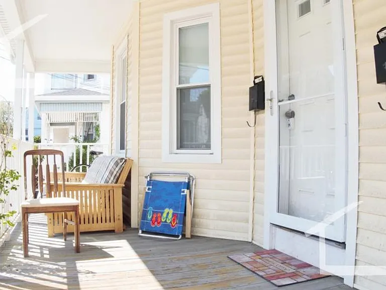 5 Benson St #2 — Photo 11