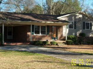 413 Friendly St, Fairmont, NC 28340