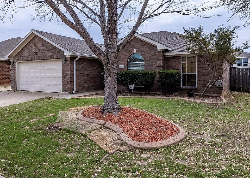 1st image of 613 Cranbrook Dr