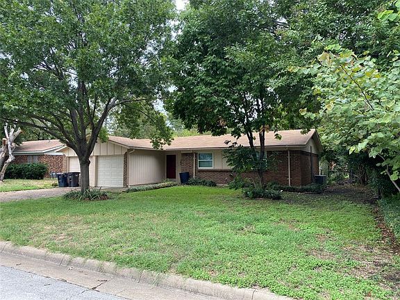 2nd image of 2458 Denbury Dr