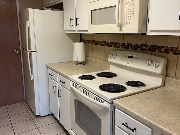 3rd image of 5761 Troy Villa Blvd #1