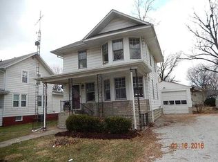 914 Sumner St, Carlinville, IL 62626