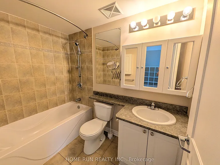 200 Rideau St #1107 — Photo 16