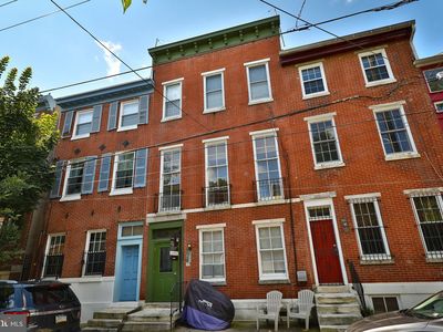 328 Queen St APT 4, Philadelphia, PA, 19147