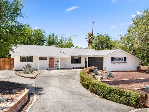 38637 Desert View Dr, Palmdale, CA 93551