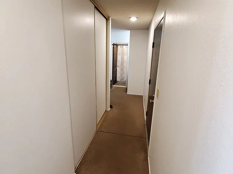 2550 College Ave #1 — Photo 6