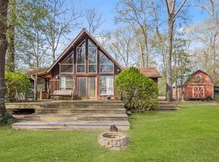 10530 Lake Shore Dr, Conroe, TX 77303