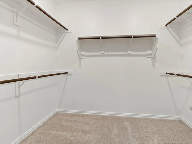 1808 Roadrunner Dr — Photo 18