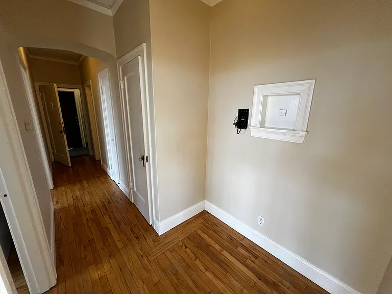 Picardo Arms Apartments — Photo 18