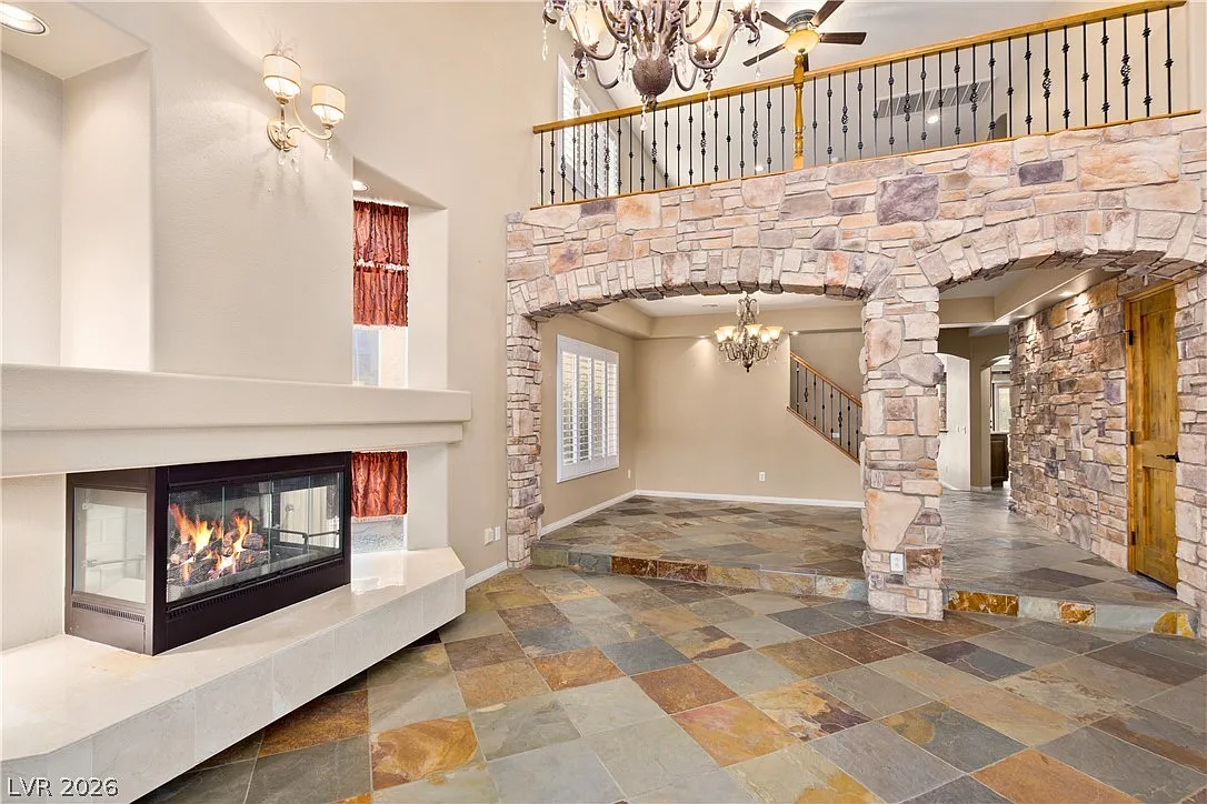4 bed, 4.5 bath, 4063 sqft, $4,500 — Photo 4